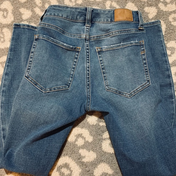 Aeropostale ripped jeans size 000 short - Picture 2 of 4